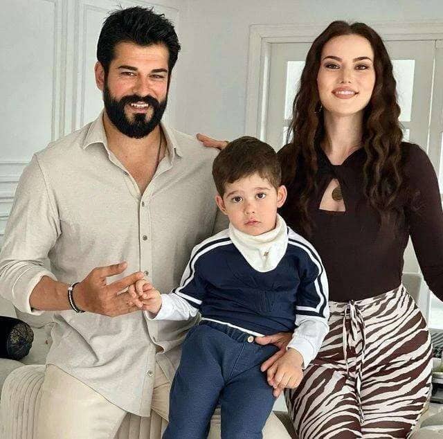 Zeynep Dörtkardeşler Biyografisi foto galeri 5