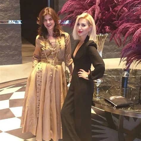 Zeynep Tunuslu Biyografisi foto galeri 2