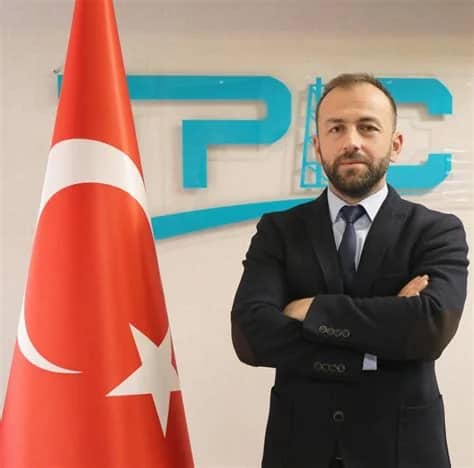 Ahmet Altuğ Biyografisi foto galeri 1