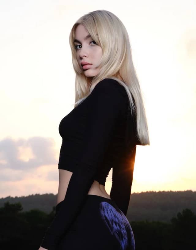 Aleyna Tilki Biyografisi foto galeri 2