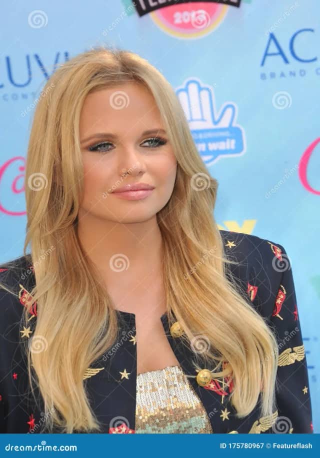 Alli Simpson Biyografisi foto galeri 1