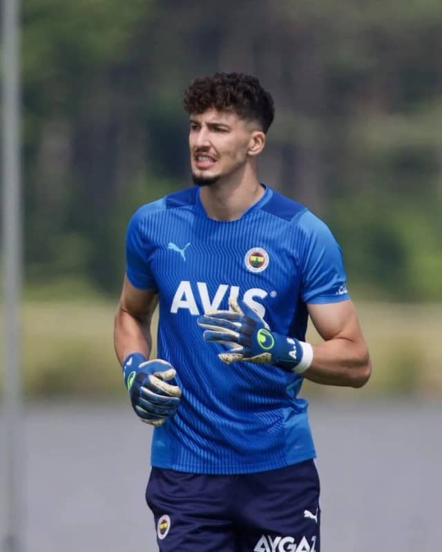 Altay Bayındır Biyografisi foto galeri 2