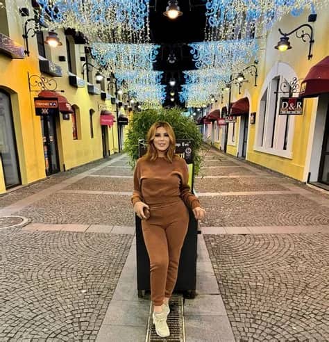 Arzu Balkan Biyografisi foto galeri 4