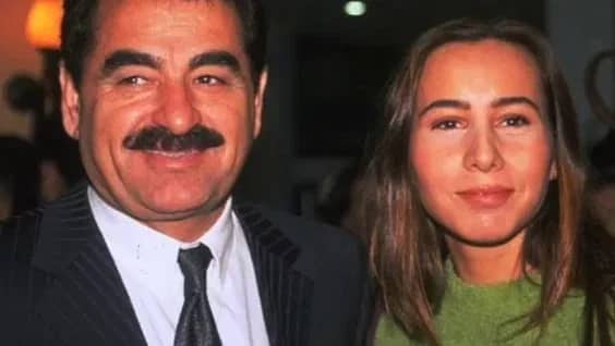 Asena Çakmak Biyografisi foto galeri 3