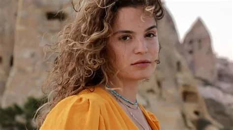 Aslı Sarıpınar Biyografisi foto galeri 2