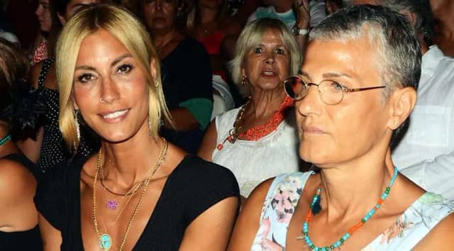 Asuman Şıkel Biyografisi foto galeri 1