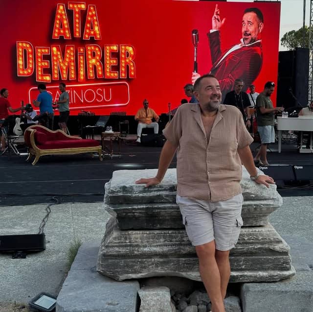 Ata Demirer Biyografisi foto galeri 1