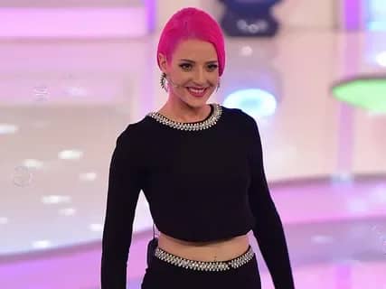 Berna Öztürk Biyografisi foto galeri 3