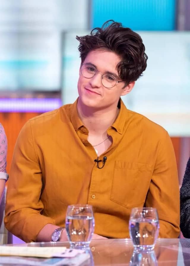 Brad Simpson Biyografisi foto galeri 2