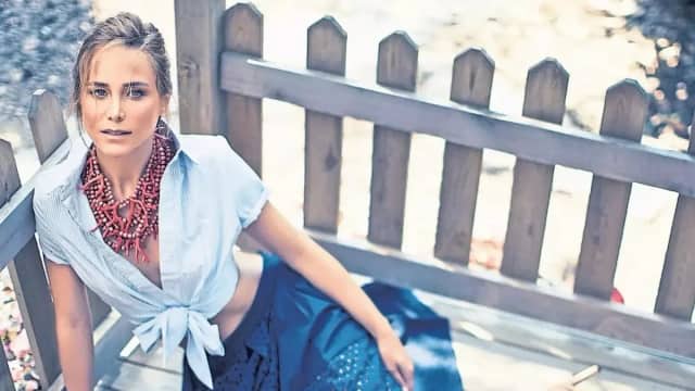 Burçin Terzioğlu Biyografisi foto galeri 3
