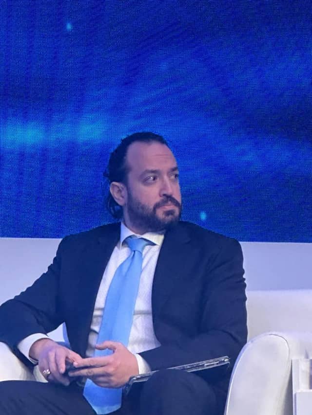 Can Kasapoğlu Biyografisi foto galeri 2