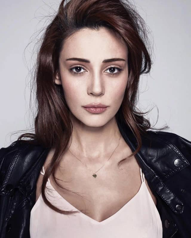 Cansu Melis Karakuş Biyografisi foto galeri 1