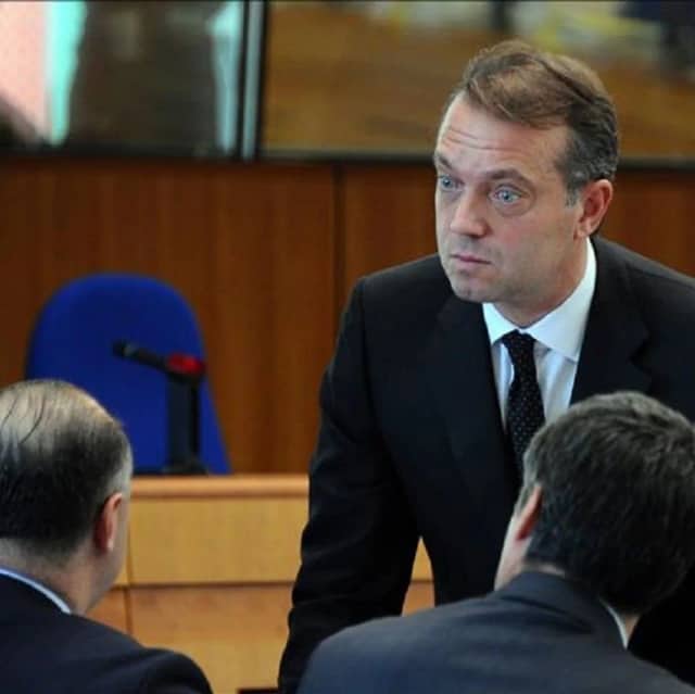 Cem Uzan Biyografisi foto galeri 3
