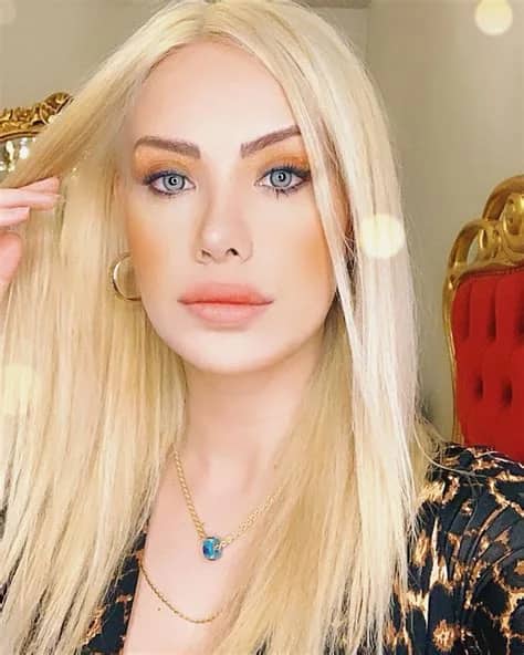 Ceyda Ersoy Biyografisi foto galeri 2