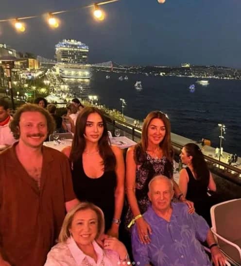 Cezmi Mutlu Biyografisi foto galeri 4