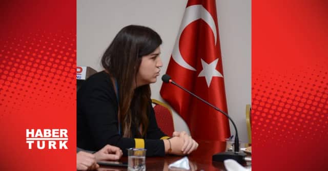 Derya Ayaydın Biyografisi foto galeri 4