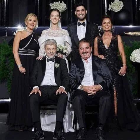 Derya Tuna Biyografisi foto galeri 2