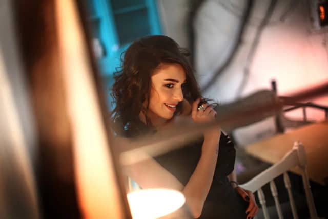 Duygu Çetinkaya Biyografisi foto galeri 3