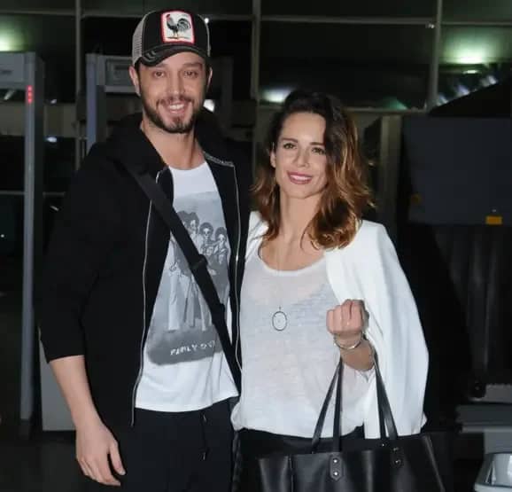 Eliz Sakuçoğlu Biyografisi foto galeri 2