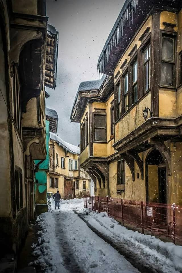 Emrah Şahin Biyografisi foto galeri 2