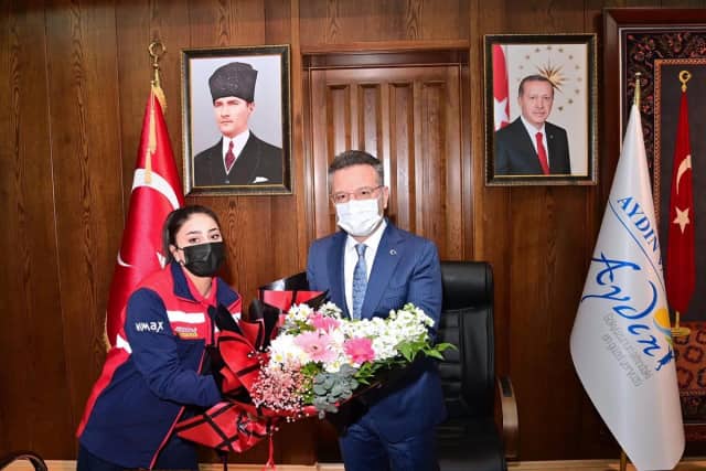 Esin Aydın Aksoy Biyografisi foto galeri 5