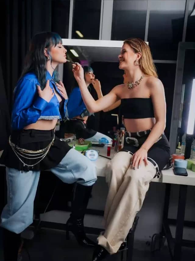Esin Türkmen Biyografisi foto galeri 2