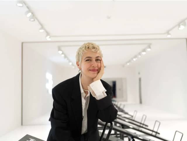 Esra Gülmen Biyografisi foto galeri 1