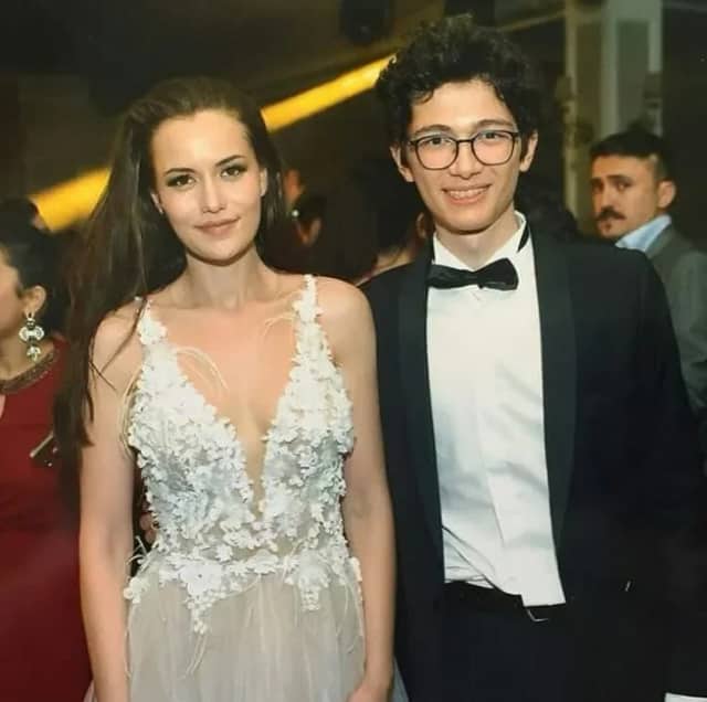Fahriye Evcen Özçivit Biyografisi foto galeri 3