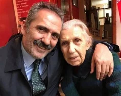 Fatma Efsun Pul Biyografisi foto galeri 1