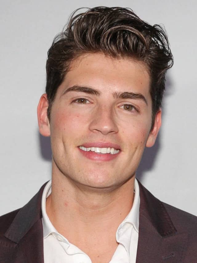 Gregg Sulkin Biyografisi foto galeri 1