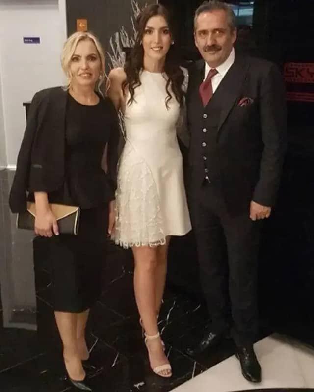 Gülsenem Kurt Biyografisi foto galeri 2