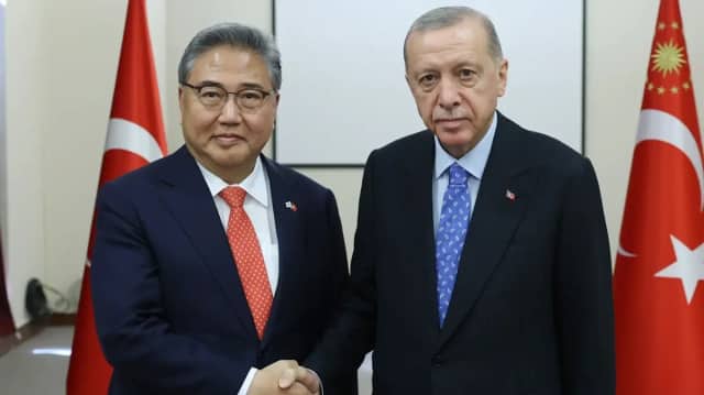 Güney Erdoğan Biyografisi foto galeri 1