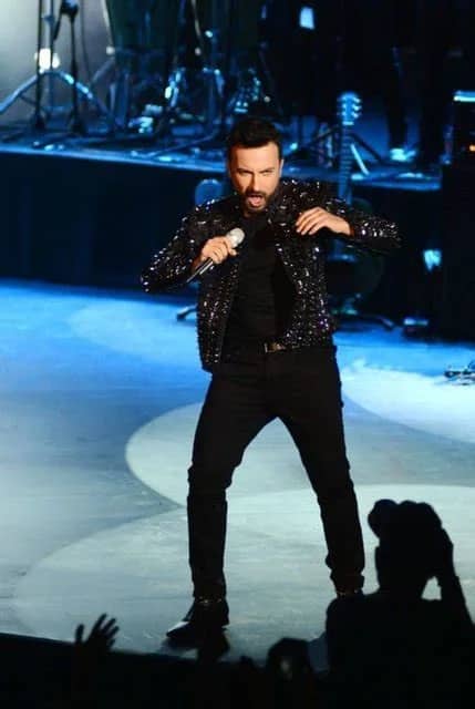 Hakan Tevetoğlu Biyografisi foto galeri 2