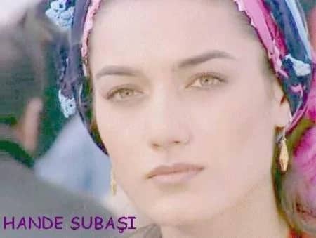 Hande Subaşı Biyografisi foto galeri 2