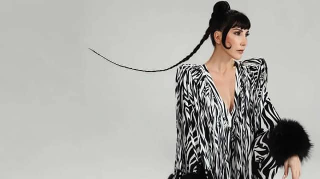 Hande Yener Biyografisi foto galeri 1
