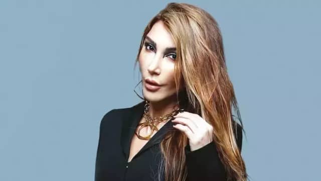 Hande Yener Biyografisi foto galeri 2