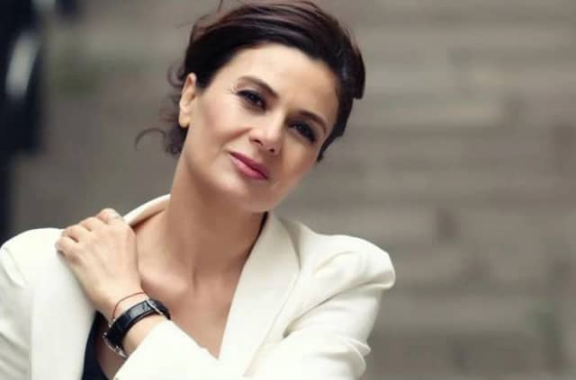 Hatice Aslan Biyografisi foto galeri 2