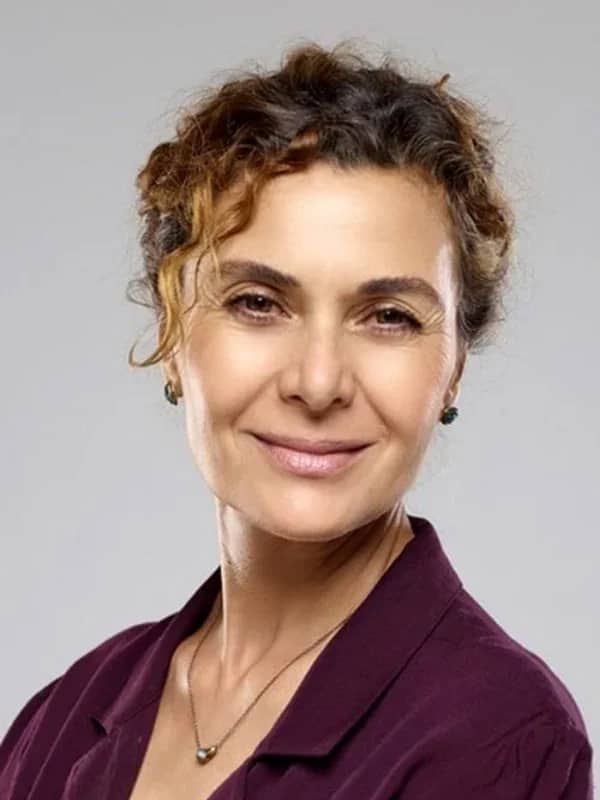 Hatice Aslan Biyografisi foto galeri 4