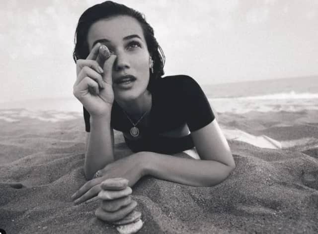 Huri Deniz Biyografisi foto galeri 3