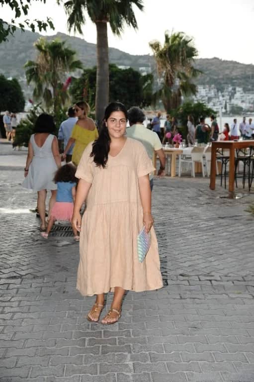 İpek Ayaydın Abdik Biyografisi foto galeri 2