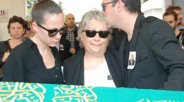 İpek Çevik Selet Biyografisi foto galeri 1