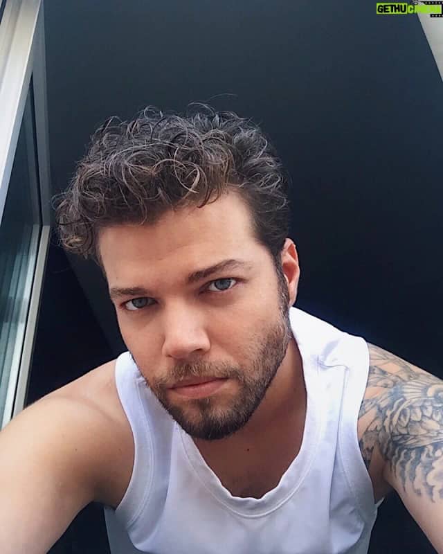 Kaan Turgut Biyografisi foto galeri 2