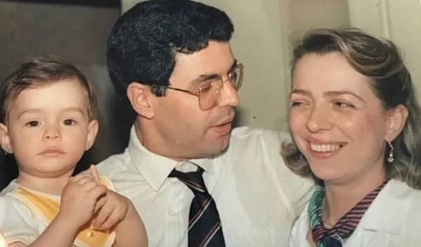 Kadri Emrah Özpirinçci Biyografisi foto galeri 1