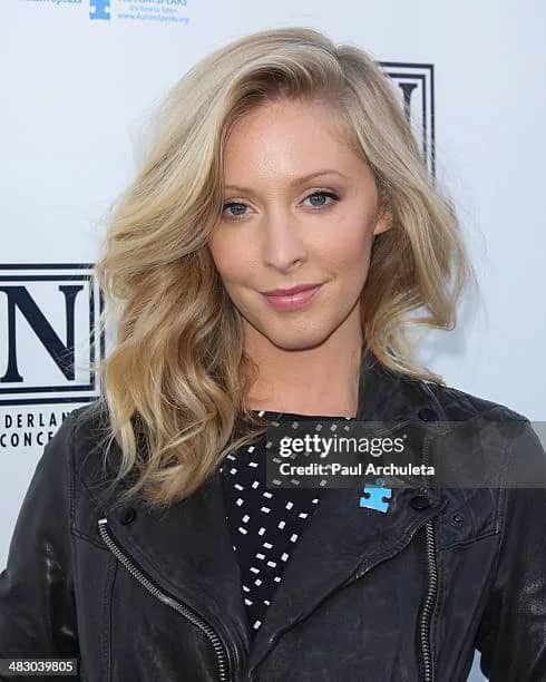 Leah Felder Biyografisi foto galeri 1