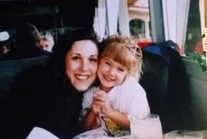 Lisa Marie Carlson Houck Biyografisi foto galeri 1