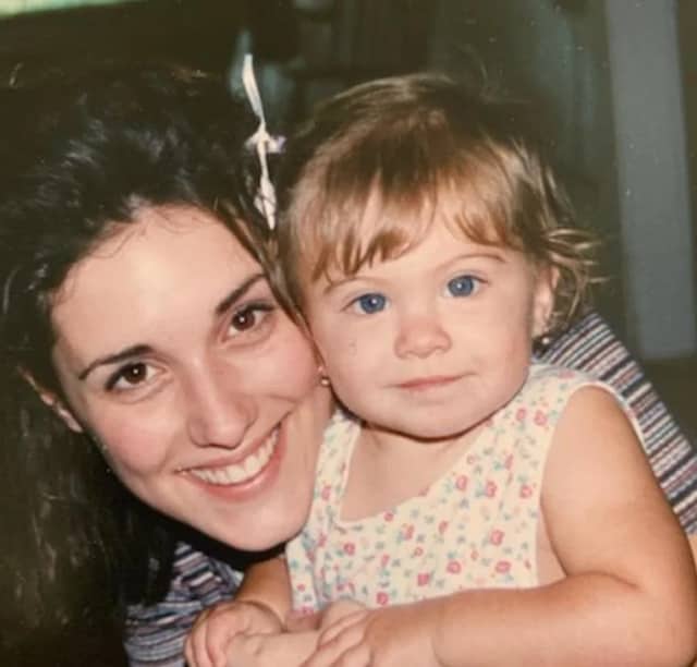 Lisa Marie Carlson Houck Biyografisi foto galeri 2