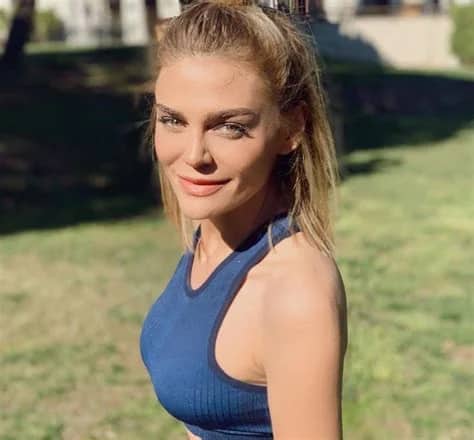 Mehtap Algül Biyografisi foto galeri 1