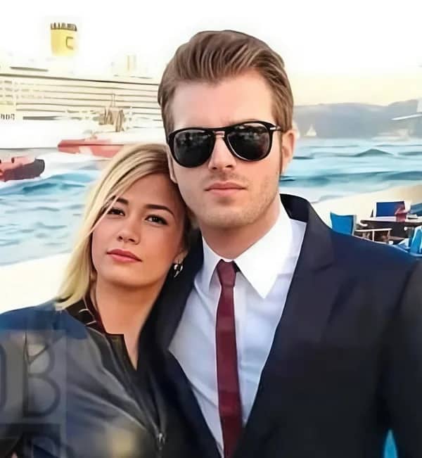 Melisa Dilara Tatlıtuğ Biyografisi foto galeri 3