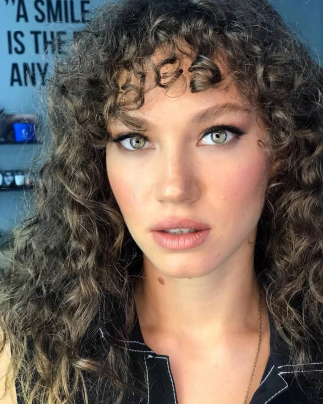 Melisa Şenolsun Biyografisi foto galeri 5
