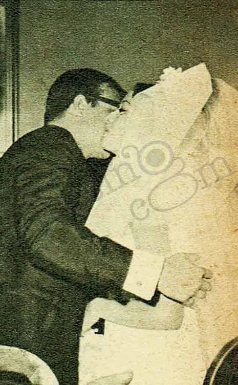 Mete Uğur Biyografisi foto galeri 2